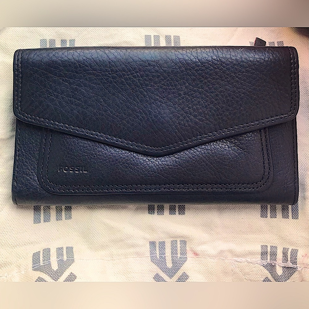 Black Fossil wallet